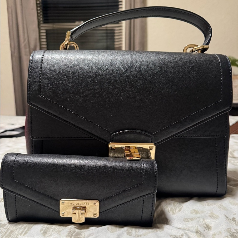 Michael Kors Kinsley Crossbody Satchel